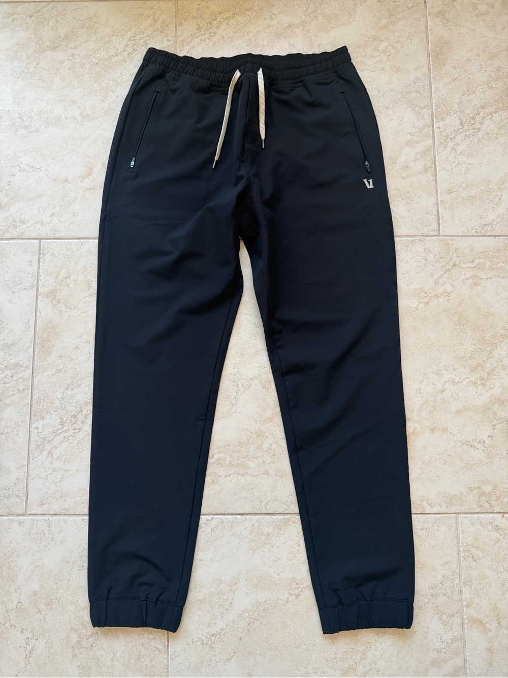 VUORI men’s Joggers